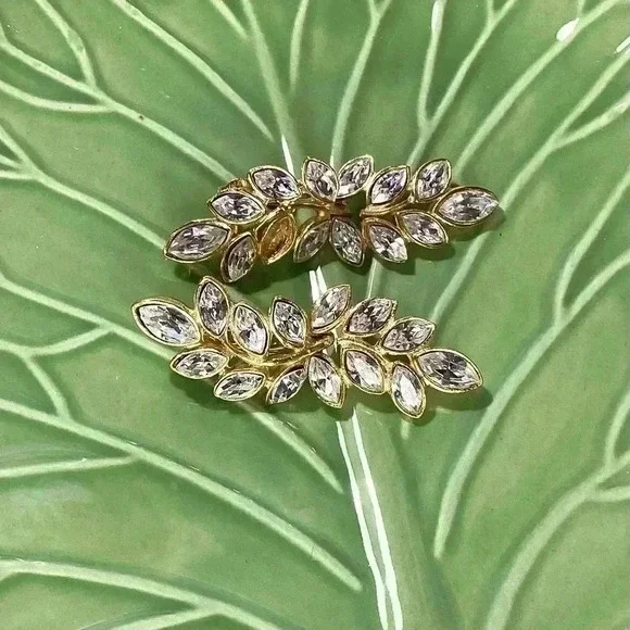 Kenneth Jay Lane Gold Clear Crystal Leaf Rhinestone Clip-On Earrings - Picture 6 of 8